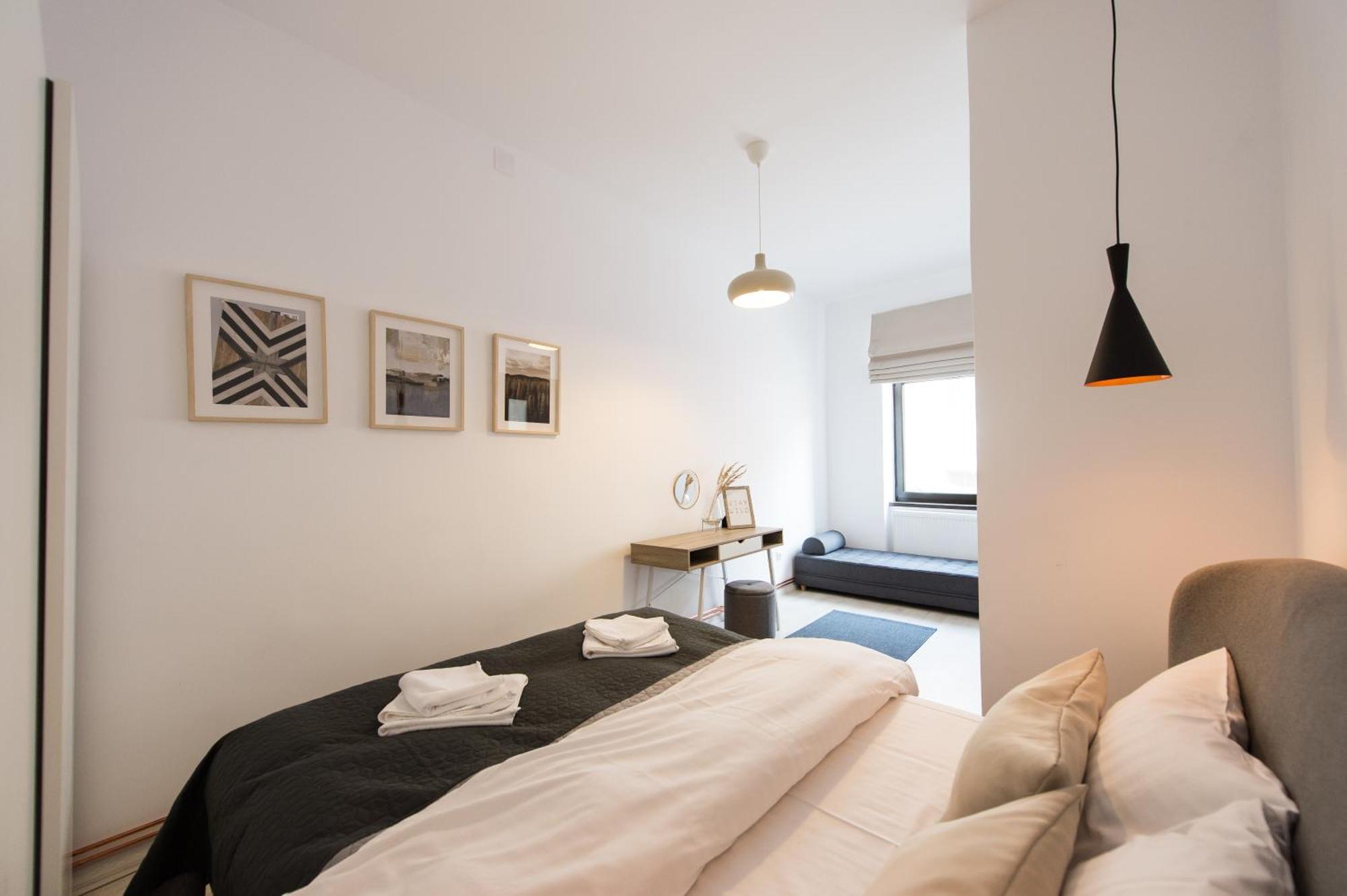 Appartement Charming Old Town Flat With Mountain View à Braşov Extérieur photo