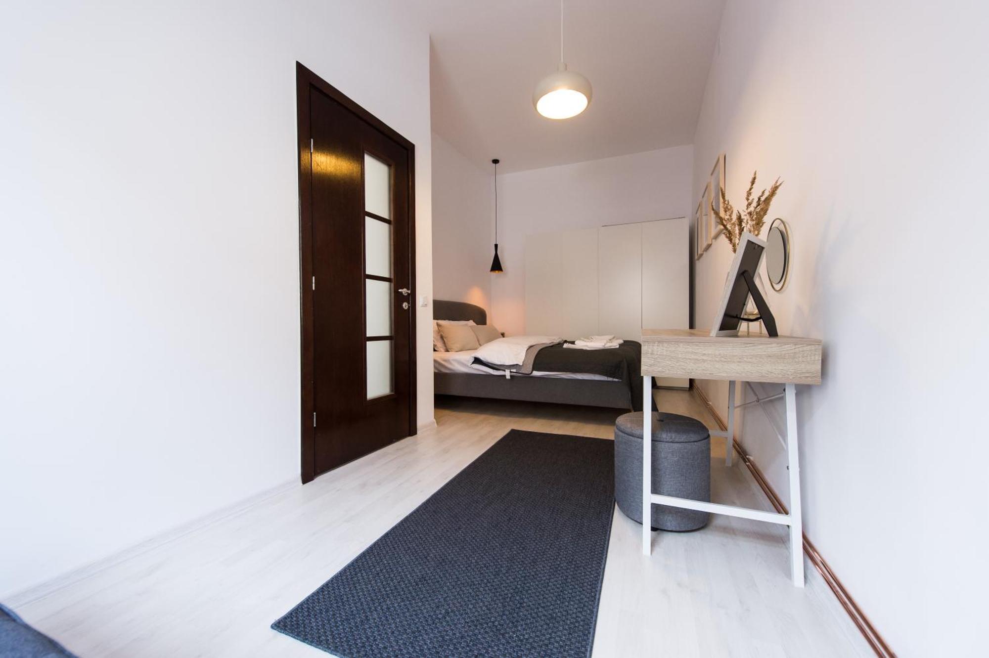 Appartement Charming Old Town Flat With Mountain View à Braşov Extérieur photo
